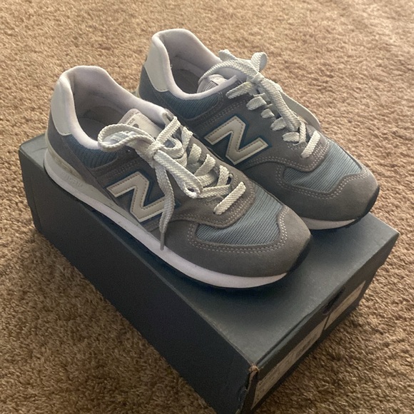 New Balance | Pre-loved History Class 574s Classics - Picture 3 of 11